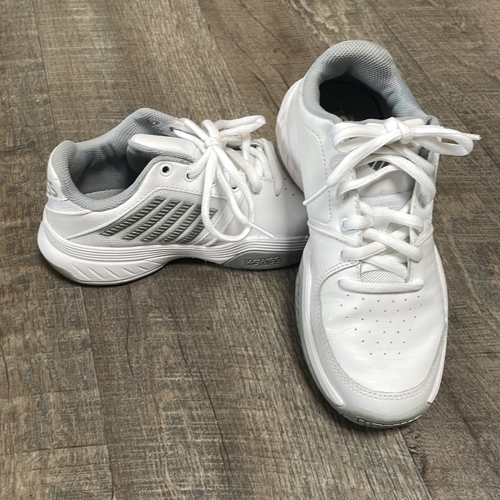 K-swiss white/grey tennis shoes sneakers size 7